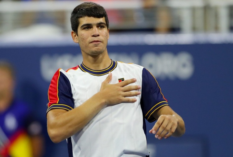 成绩始终是 成绩始终是