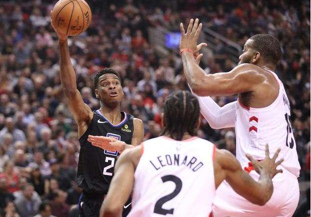 疑声逐渐高 疑声逐渐高