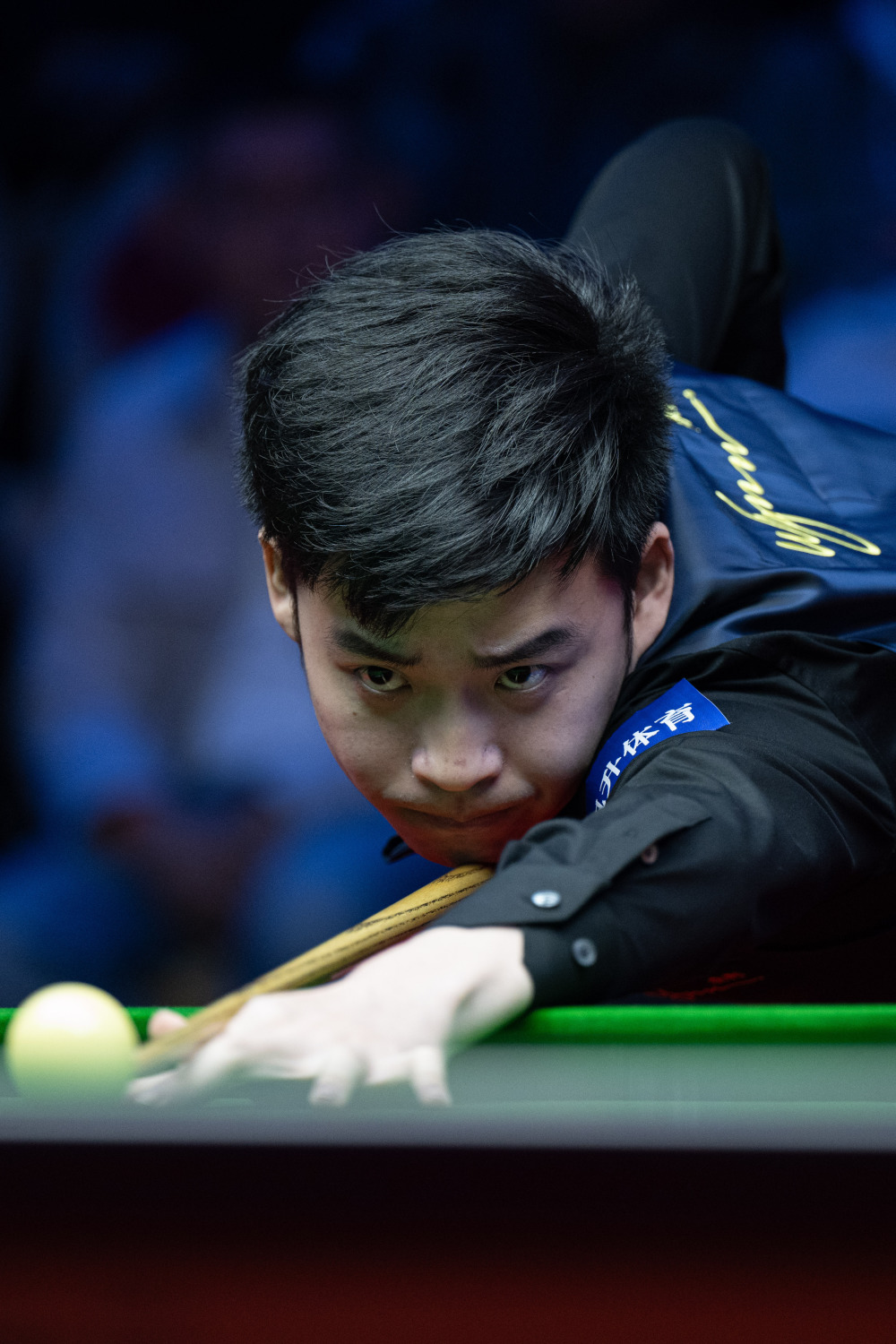 双后腰形成 双后腰形成