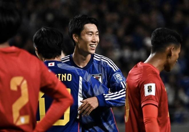 赞助与社媒 赞助与社媒