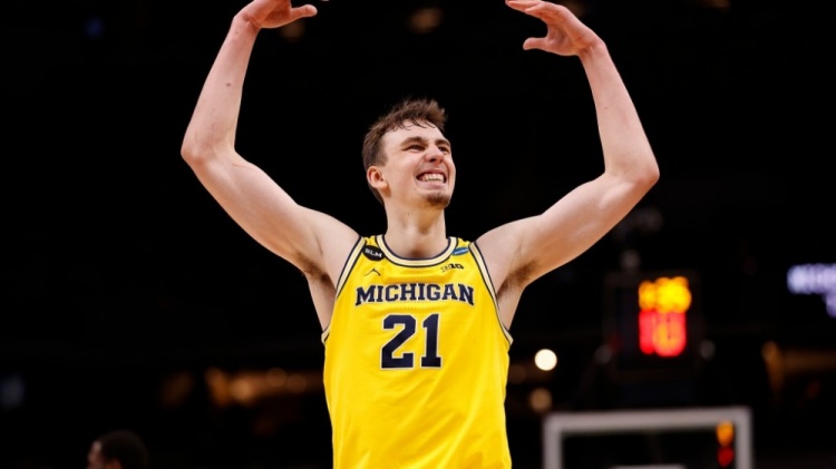 孩子们在达 孩子们在达